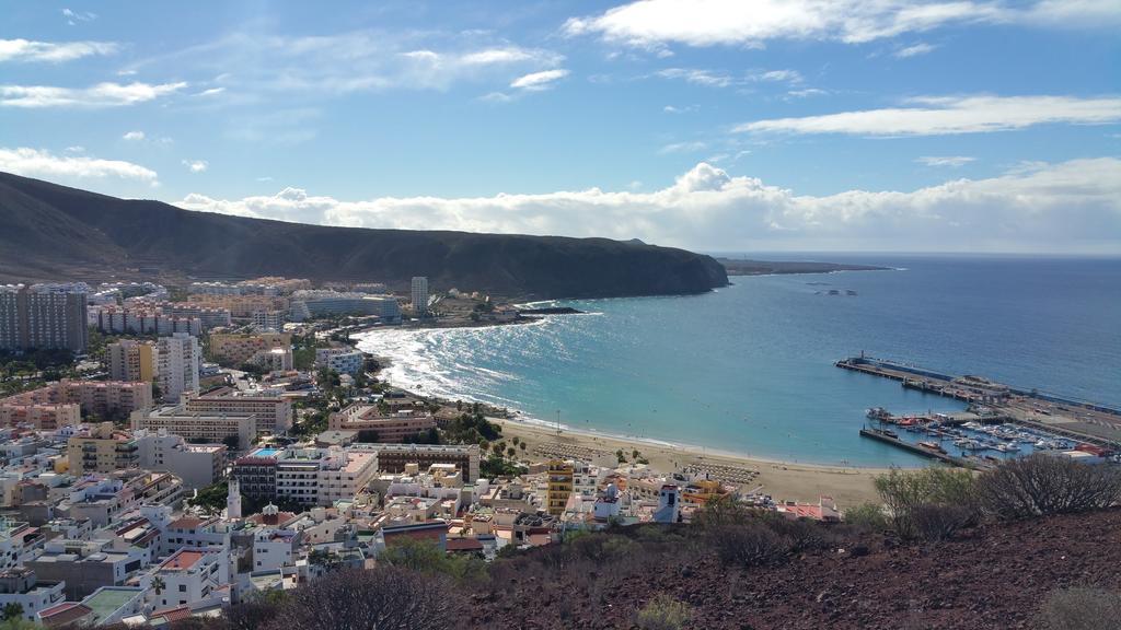 Ohana Atico Avenida Chayofita Los Cristianos  Rum bild